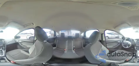 2014 Ford Focus Se z USA, uszkodzony, nr VIN 1FADP3F24EL157890